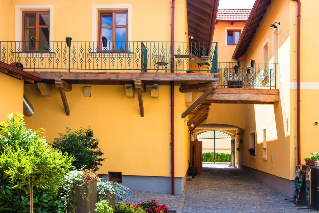 Pension Viktorin Poděbrady Екстериор снимка