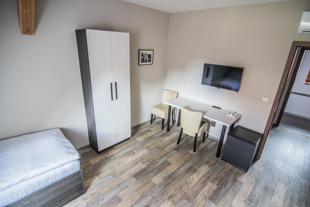 Pension Viktorin Poděbrady Екстериор снимка